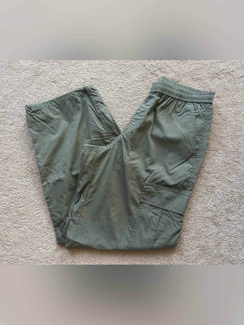 Uniqlo Easy Cargo Pants - olive